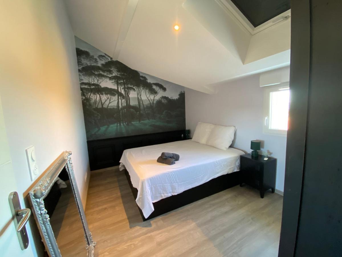Fleurieux-sur-lʼArbresle Appart & Fleurinoise Balcon Ascenseur Climatisation מראה חיצוני תמונה