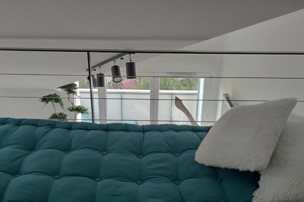 Fleurieux-sur-lʼArbresle Appart & Fleurinoise Balcon Ascenseur Climatisation מראה חיצוני תמונה